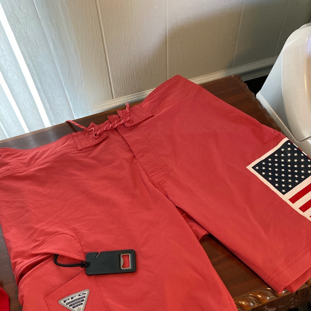 Mens Columbia PFG Shorts 36 waist